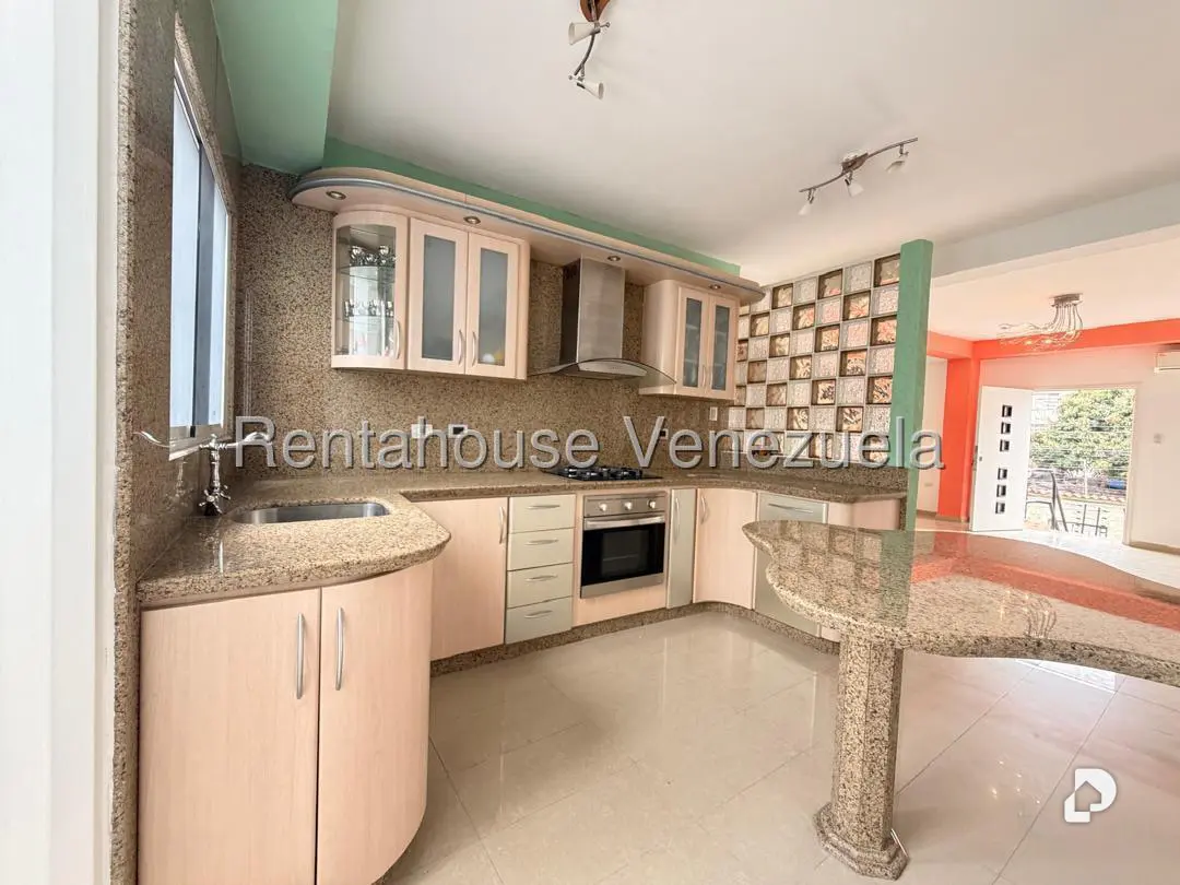 Casa en Montecristo, Caracas – 9