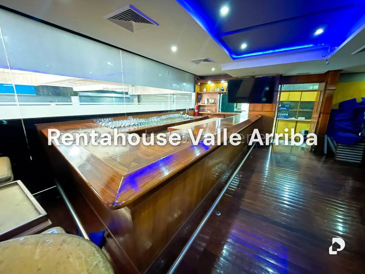 Local comercial en Los Palos Grandes, Caracas – 8