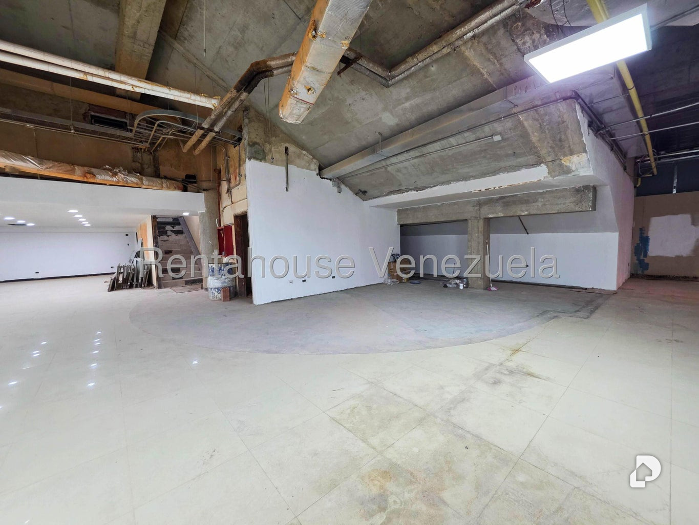 Local comercial en Los Dos Caminos, Caracas – 7