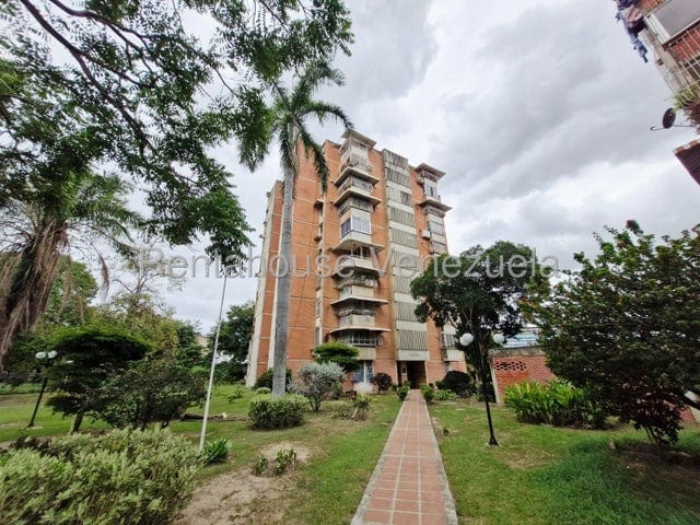 Apartamento en Urbanizacion San Jacinto, Maracay - 1