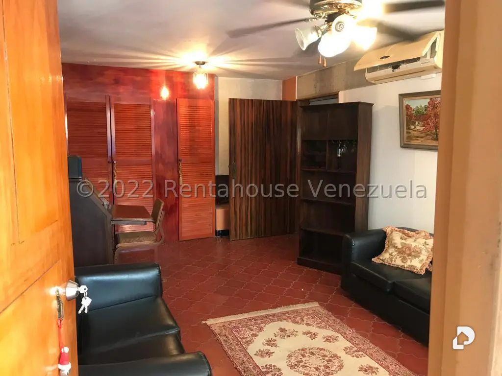Casa en Sebucan, Caracas – 28