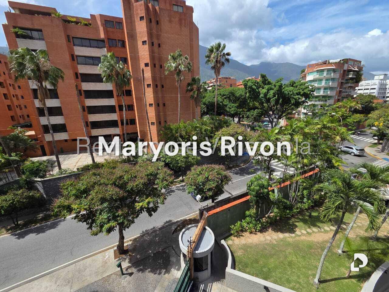 Apartamento en Campo Alegre, Caracas – 52