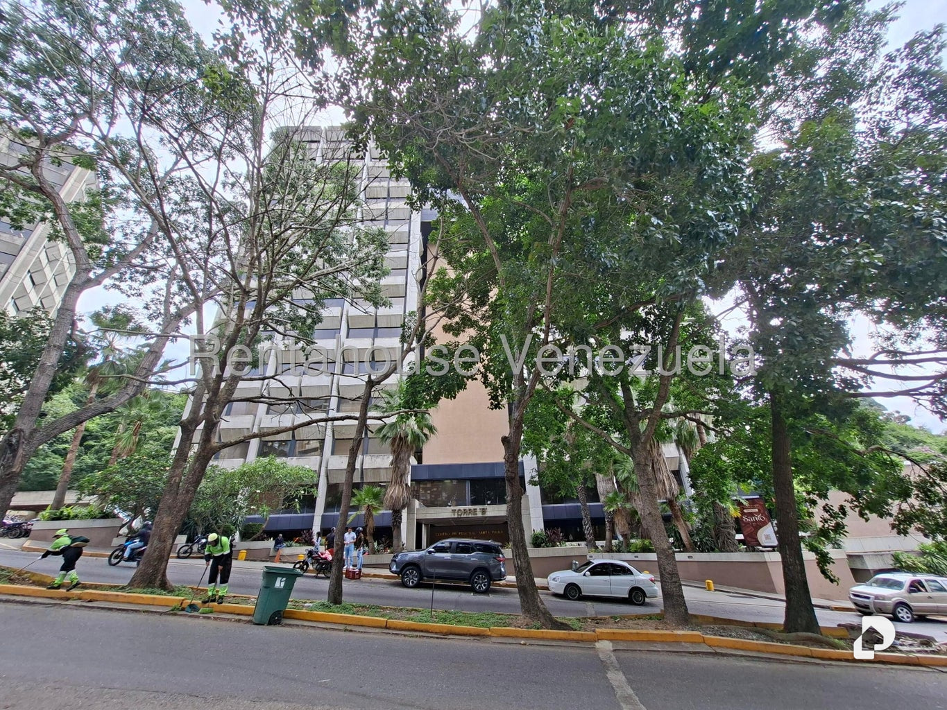 Oficina en Santa Paula, Caracas – 23