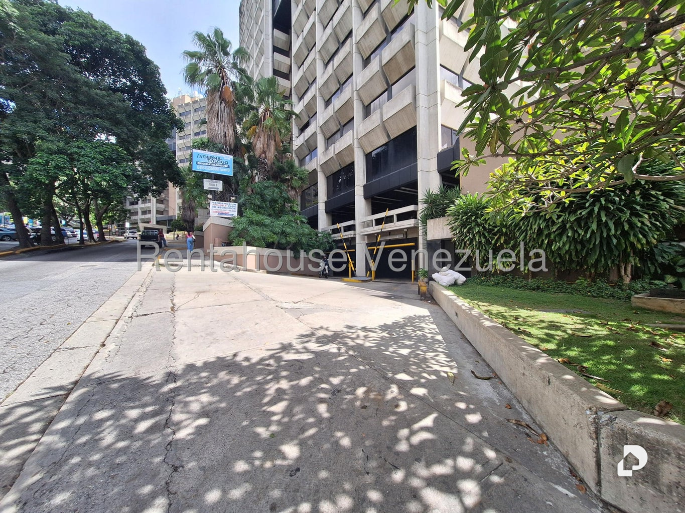 Oficina en Santa Paula, Caracas – 22