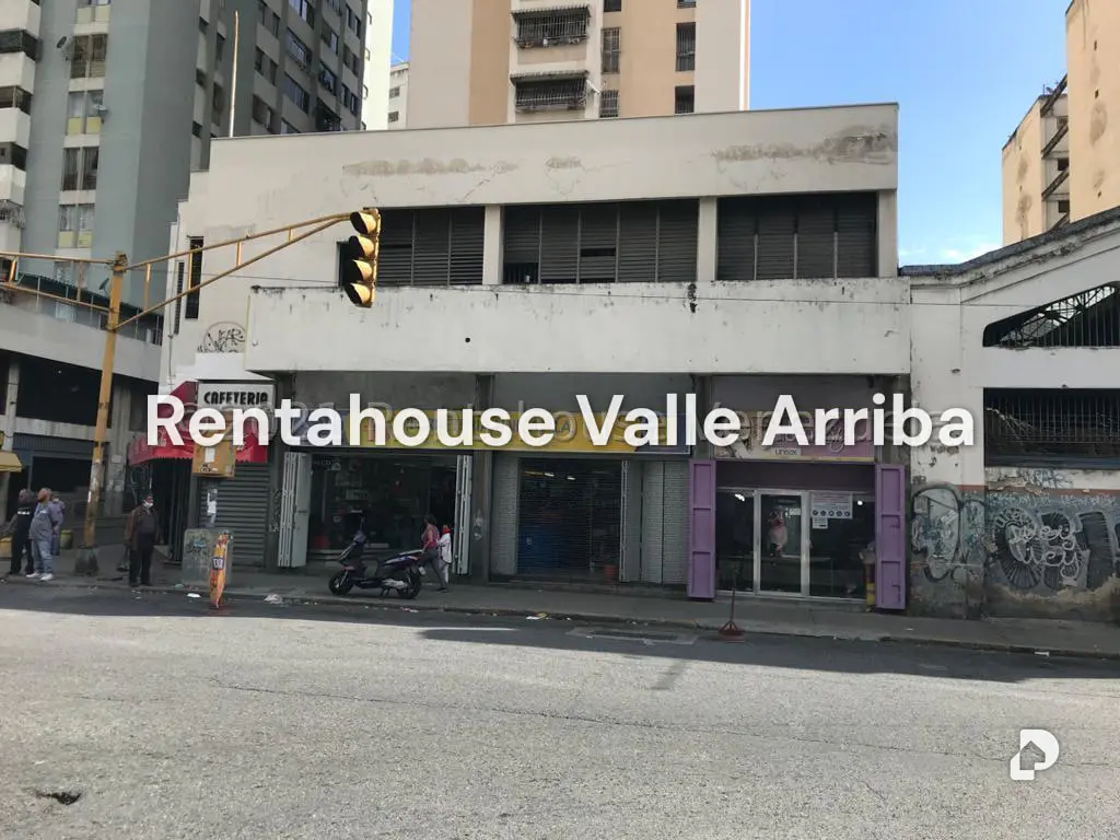 Local comercial en Parroquia La Candelaria, Caracas – 14