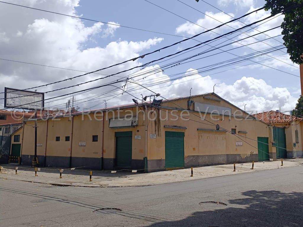 Commercial space in Montecristo, Caracas - 1