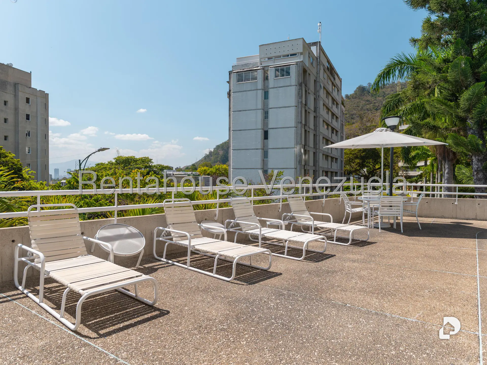 Penthouse in Altamira, Caracas – 69