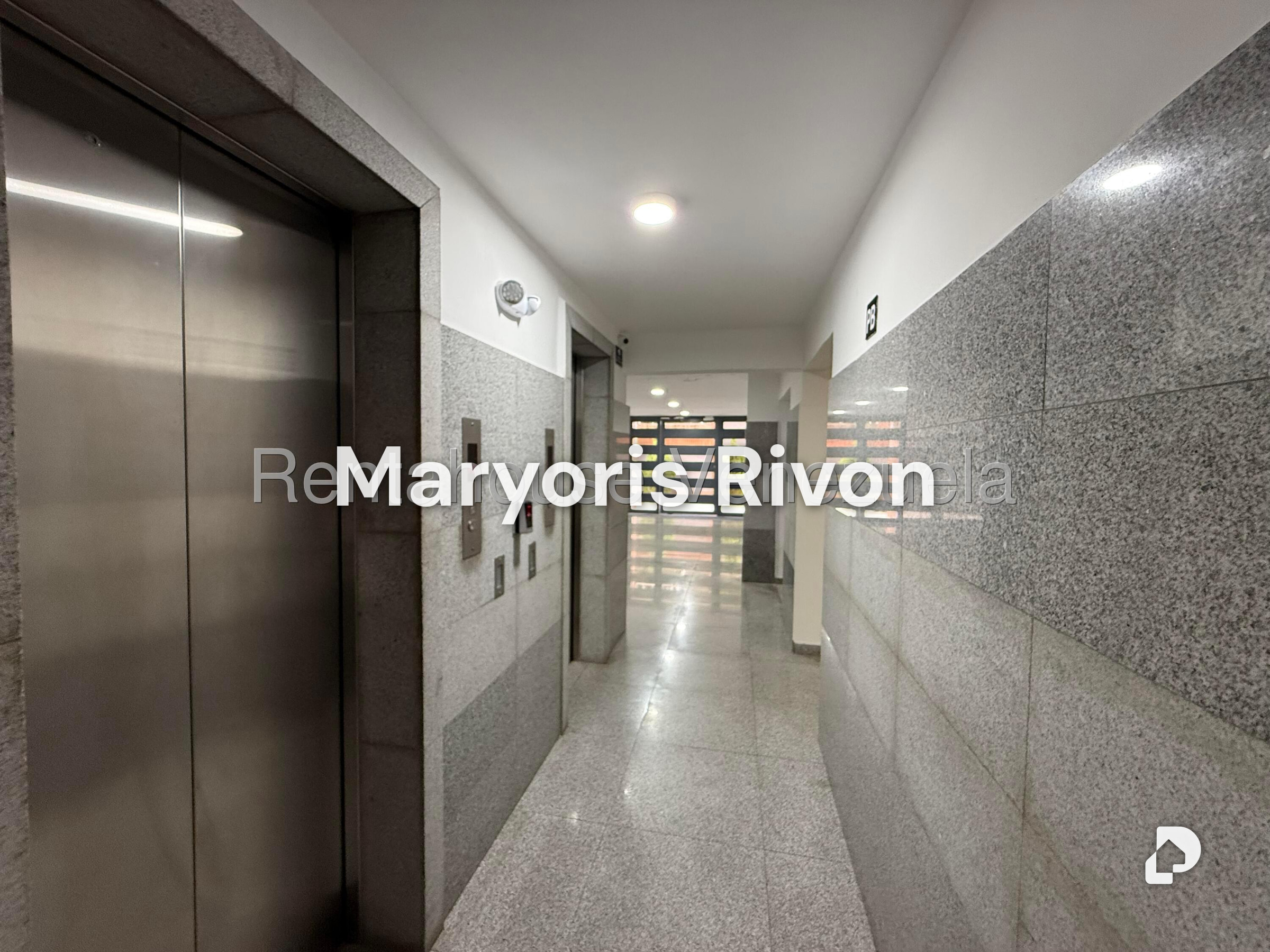Apartamento en Colinas de La Tahona, Caracas – 23