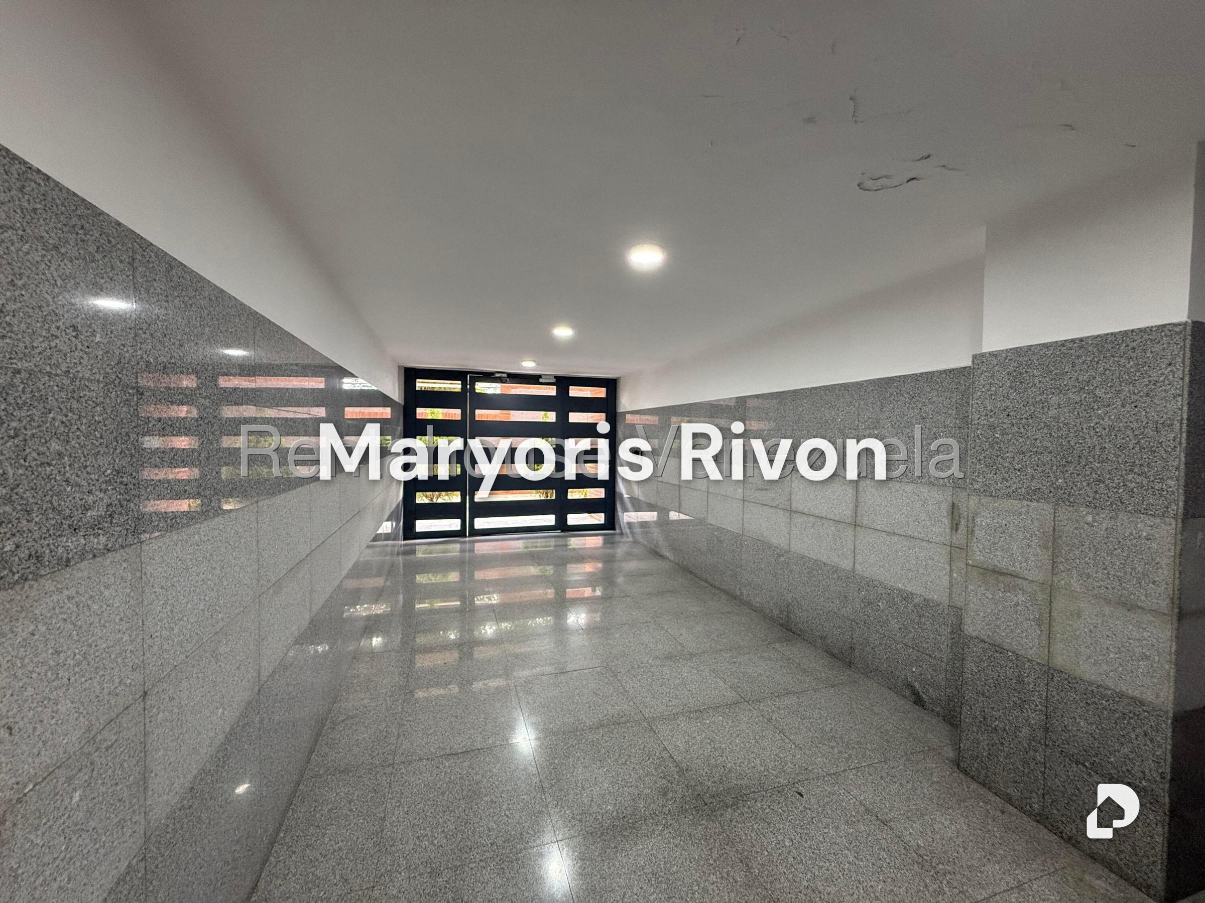 Apartamento en Colinas de La Tahona, Caracas – 24