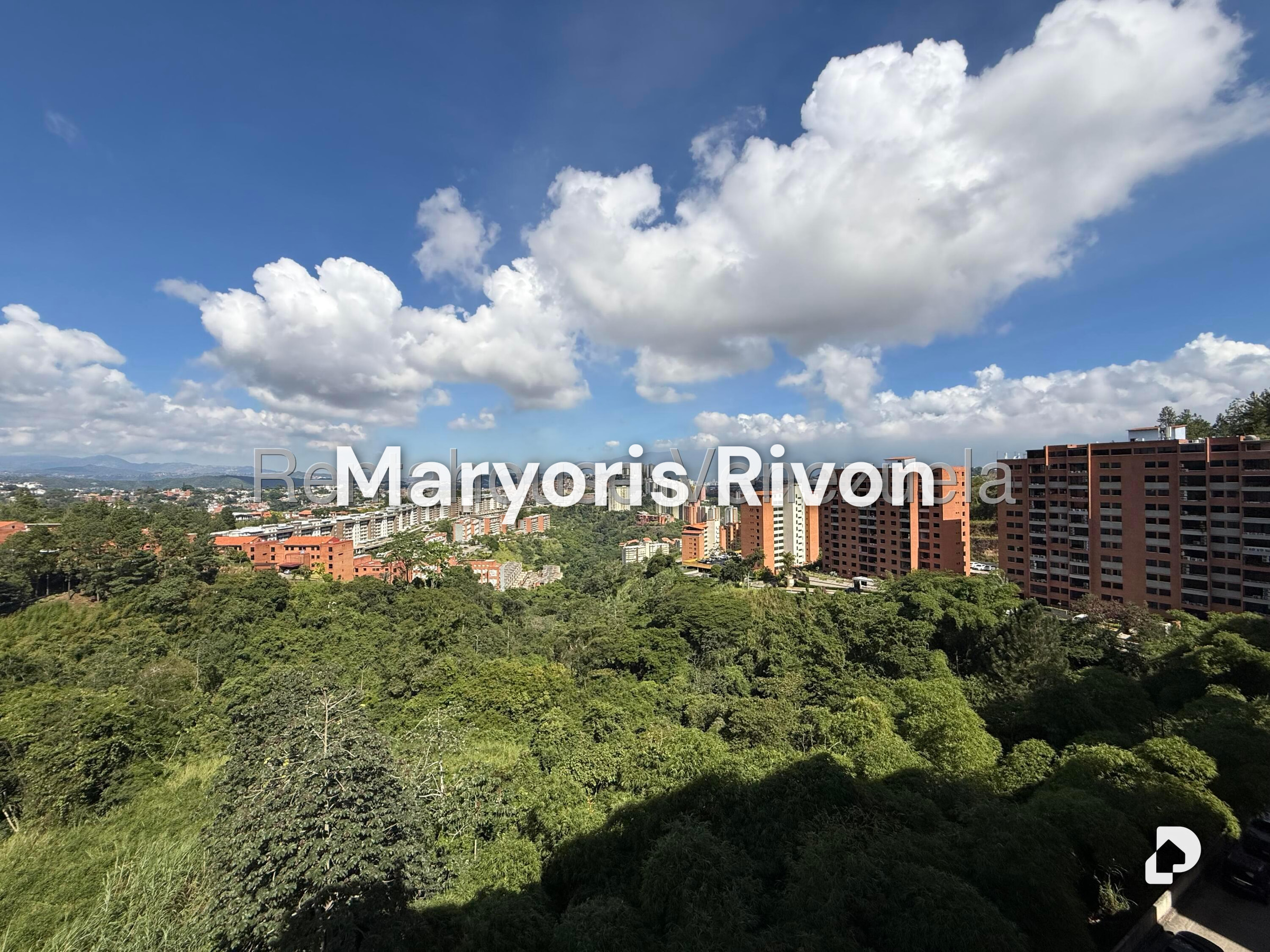 Apartamento en Colinas de La Tahona, Caracas – 3