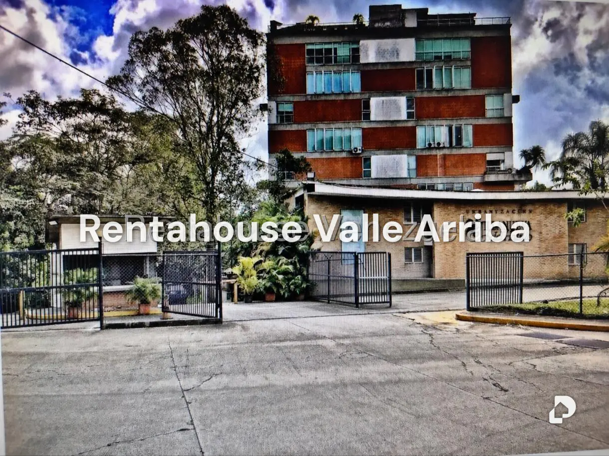 Terreno en Villa Nueva Hatillo, Caracas – 1