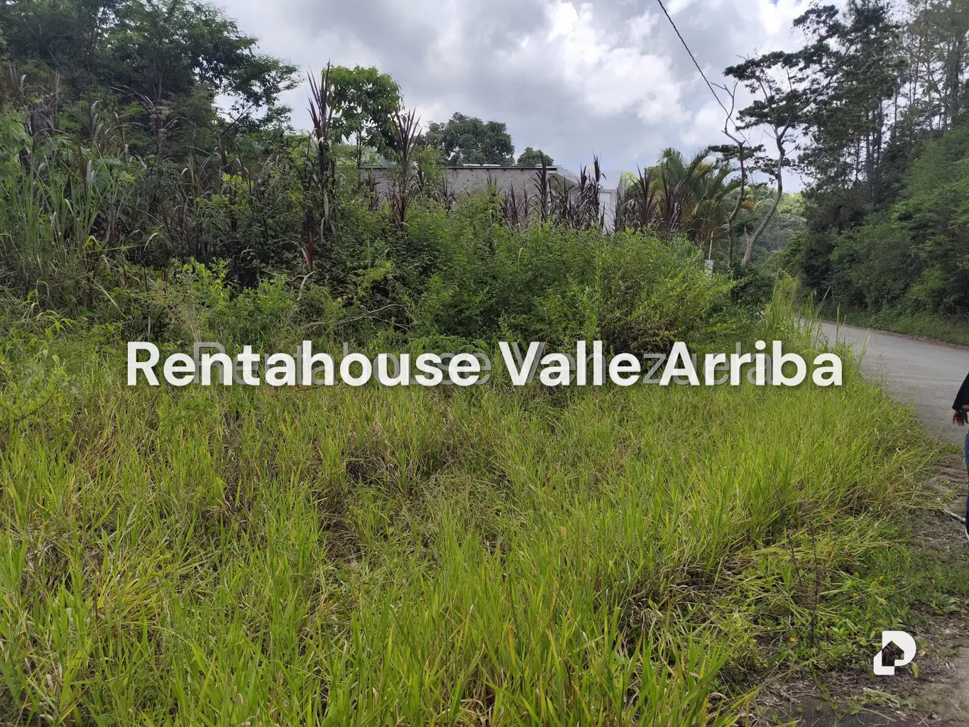 Terreno en Villa Nueva Hatillo, Caracas – 5