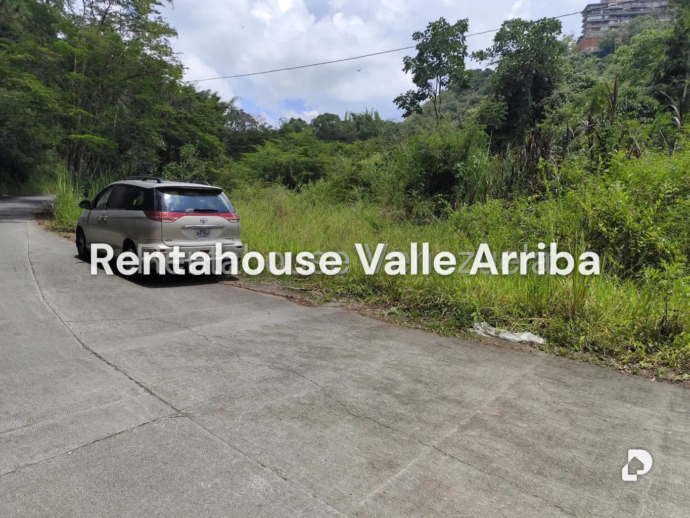 Terreno en Villa Nueva Hatillo, Caracas – 3