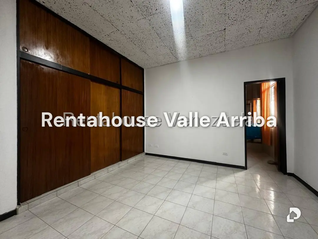 Local comercial en El Marqués, Caracas – 16
