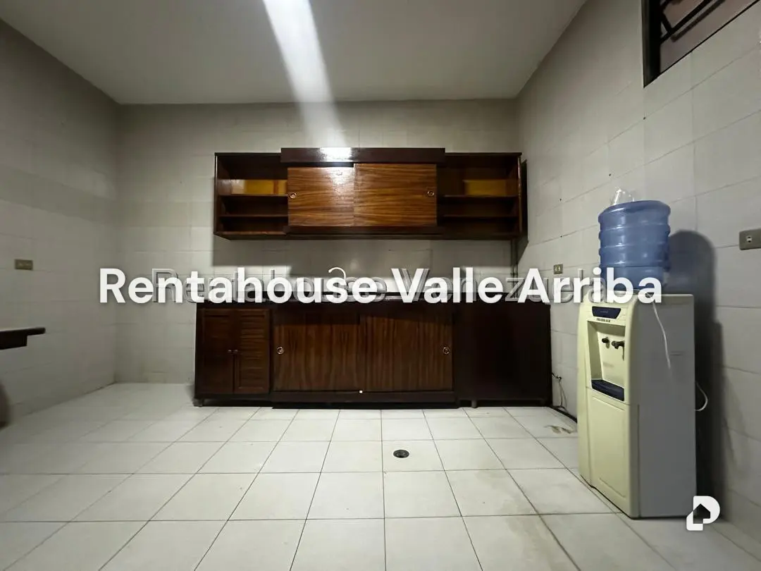 Local comercial en El Marqués, Caracas – 11