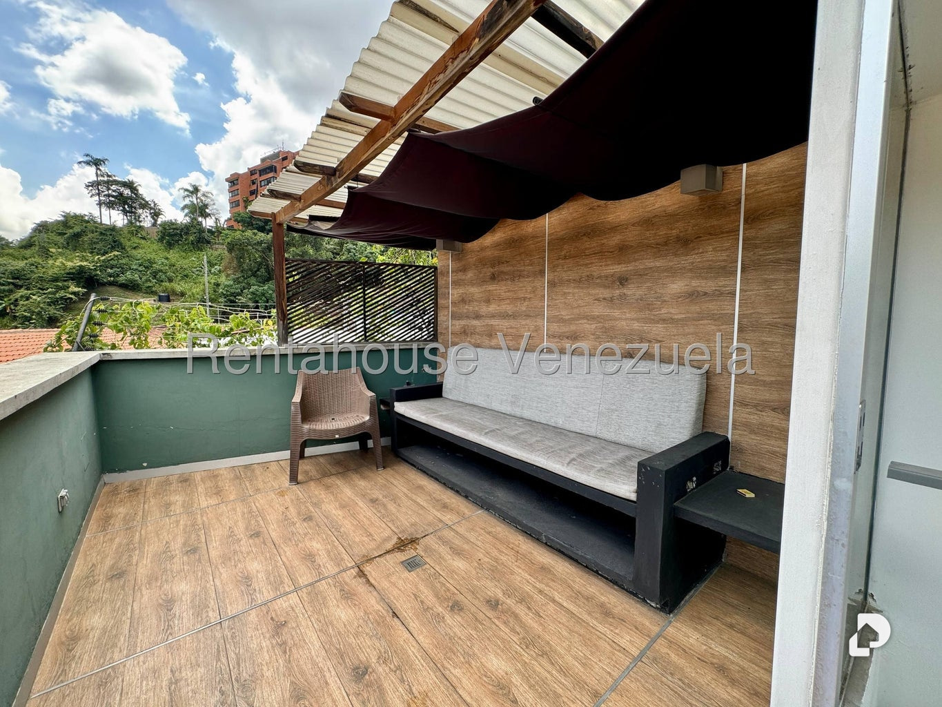 Local comercial en Chuao, Caracas – 29