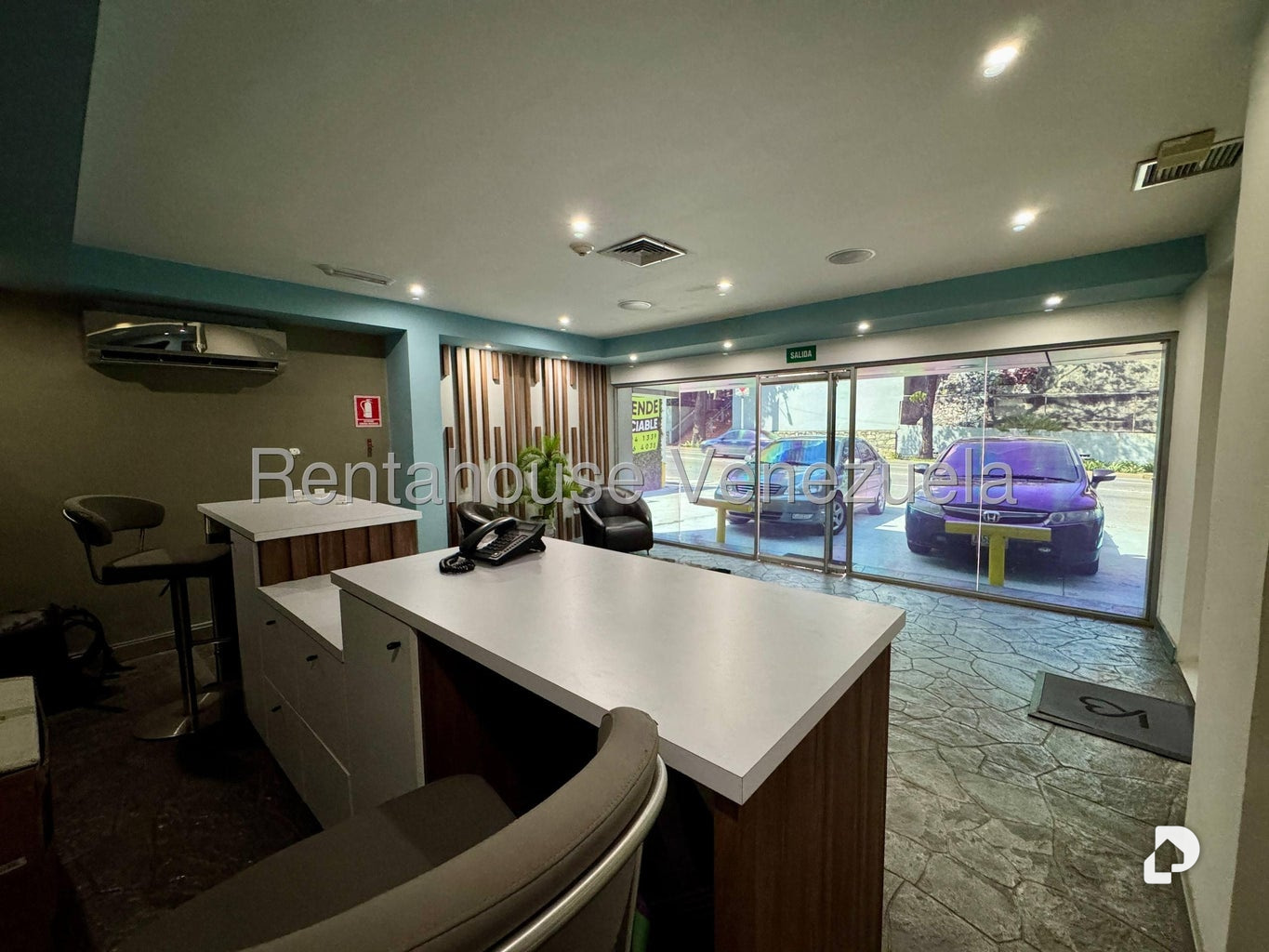 Local comercial en Chuao, Caracas – 5