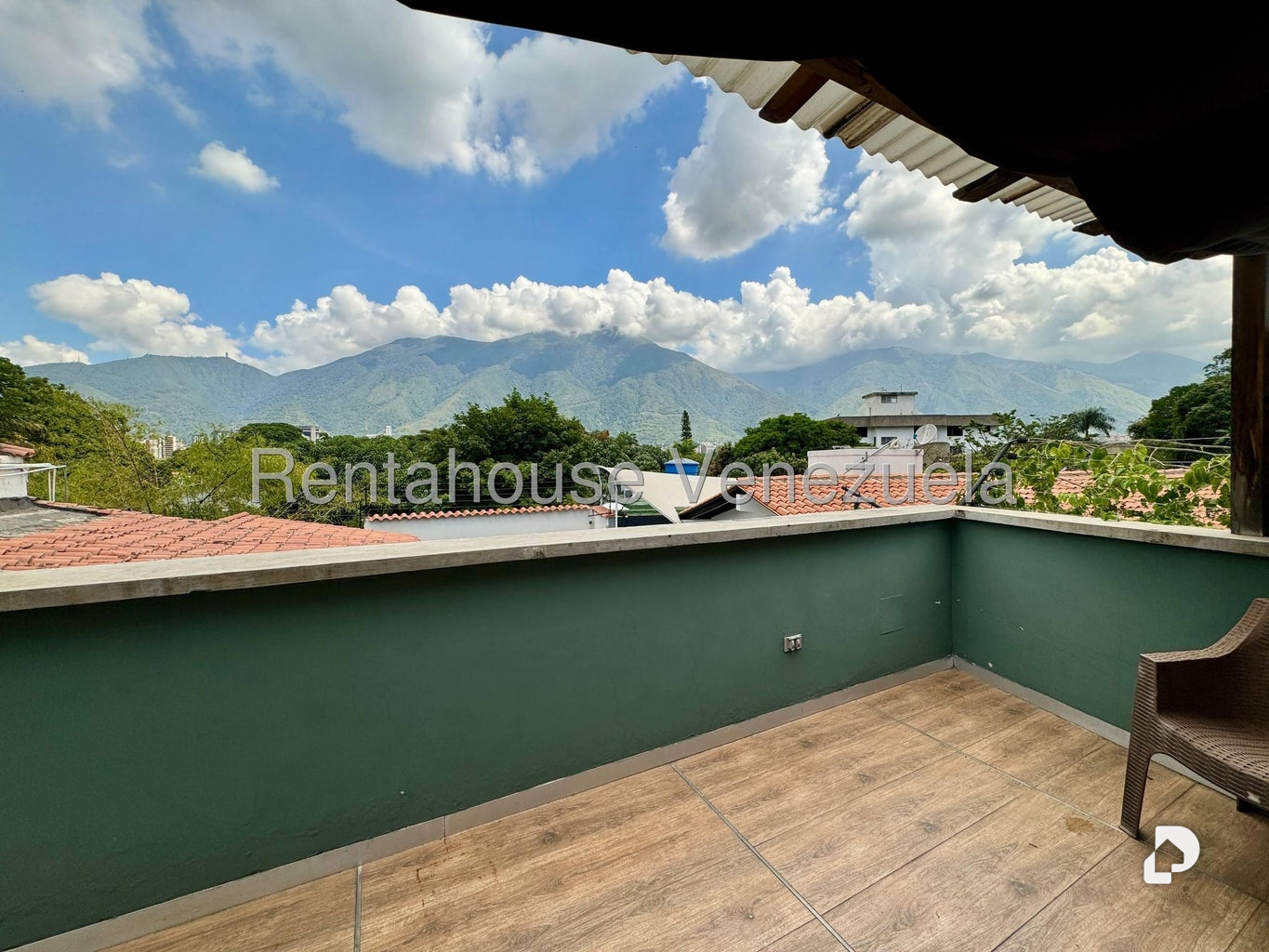 Local comercial en Chuao, Caracas – 30