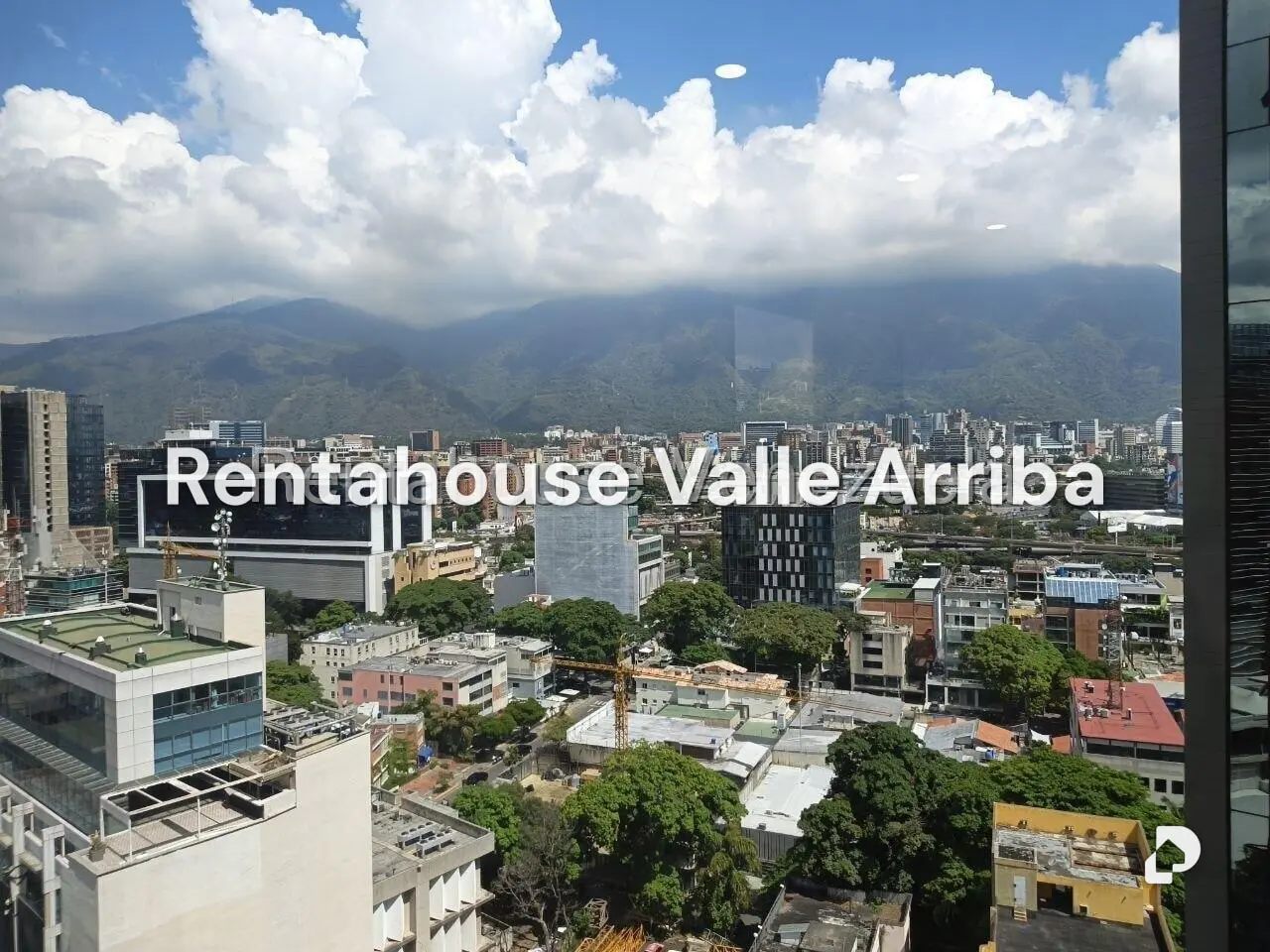 Oficina en Las Mercedes, Caracas – 10