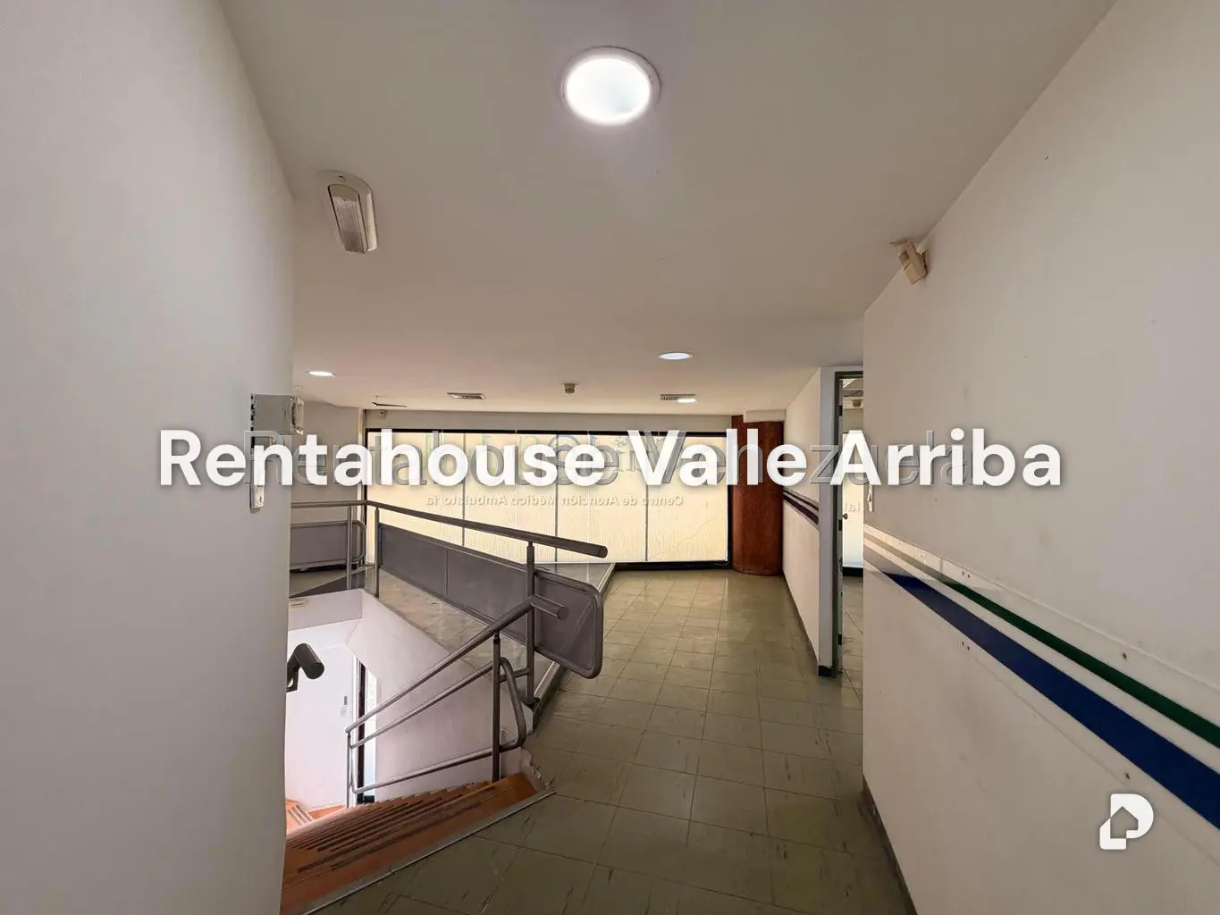Local comercial en La Carlota, Caracas – 20