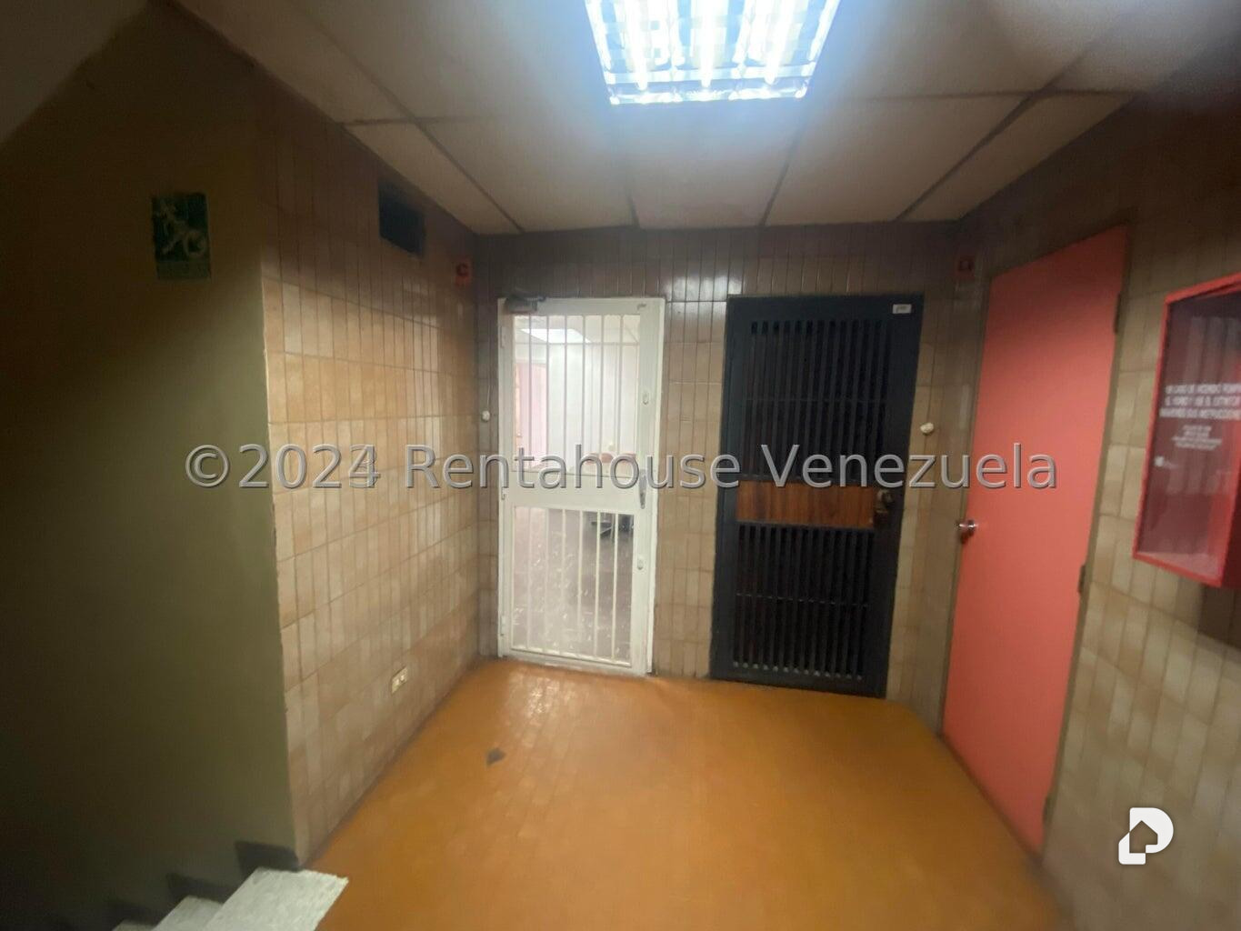 Oficina en La Candelaria, Caracas – 14