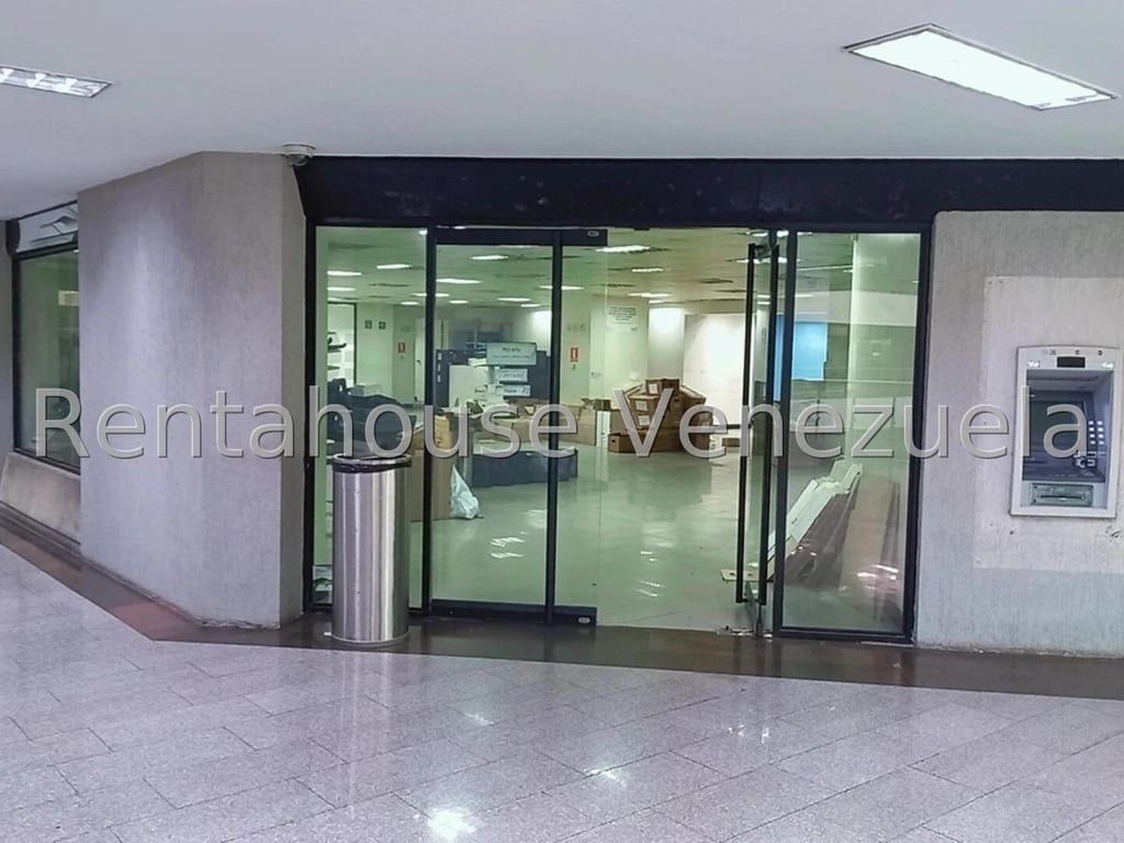 Local comercial en El Cafetal, Caracas - 1