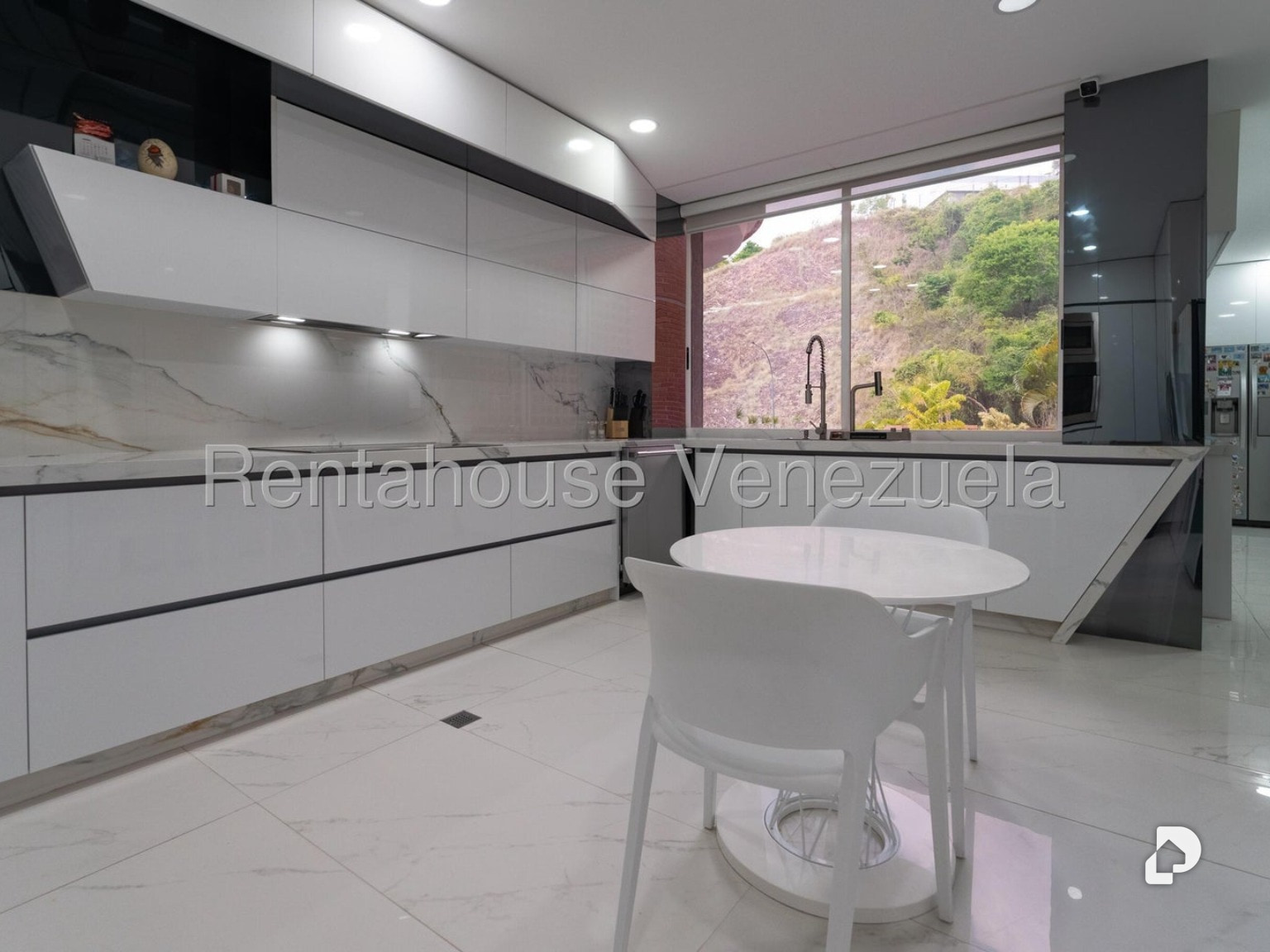Apartamento en Mirador de Los Campitos, Caracas – 17