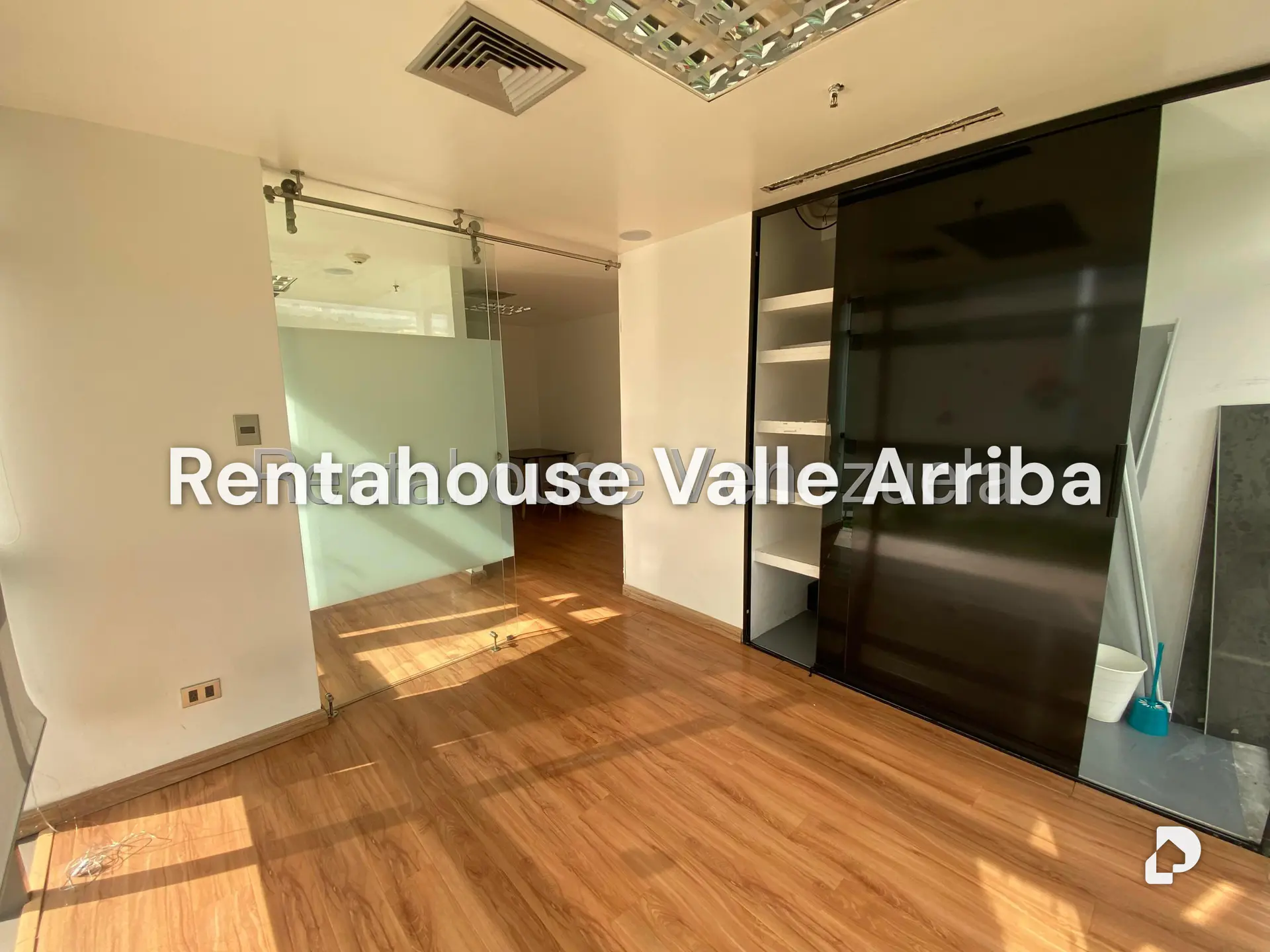 Local comercial en Macaracuay, Caracas – 9