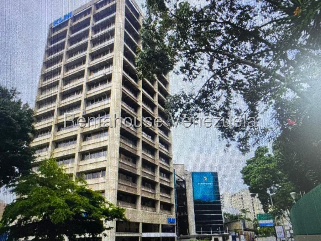 Local comercial en Los Palos Grandes, Caracas - 1