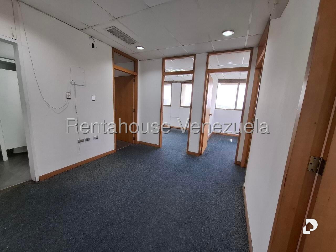 Local comercial en Los Palos Grandes, Caracas – 10