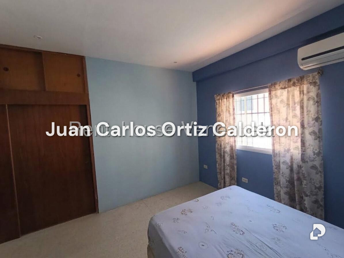 Casa en Cumbres de Curumo, Caracas – 23