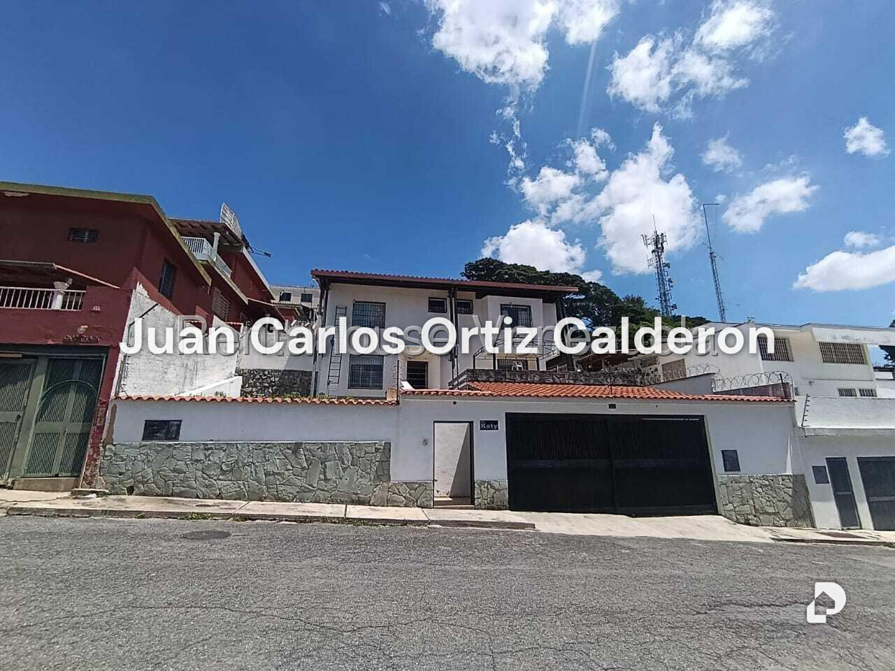 Casa en Cumbres de Curumo, Caracas – 1