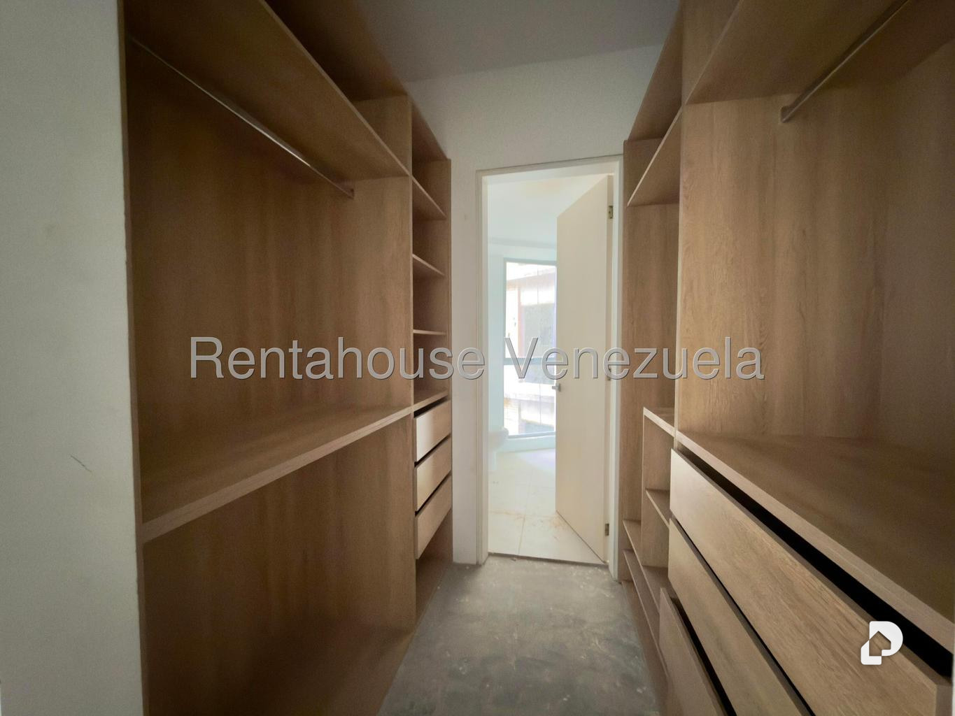 Apartamento en El Rosal, Caracas – 10