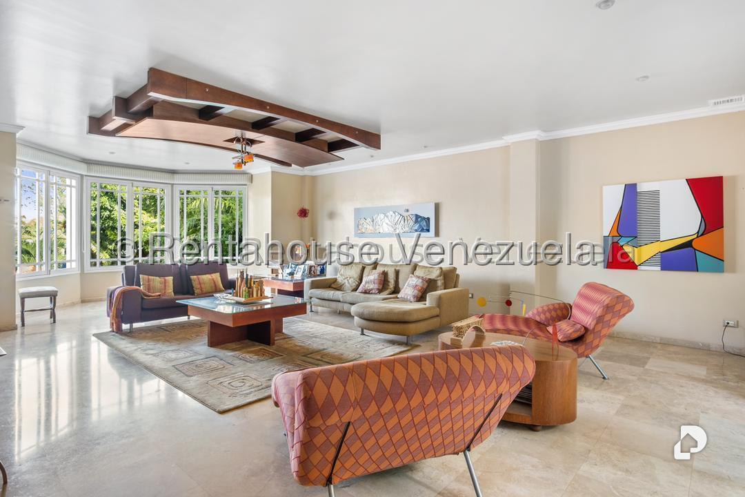 House in La Lagunita Country Club, Caracas – 14