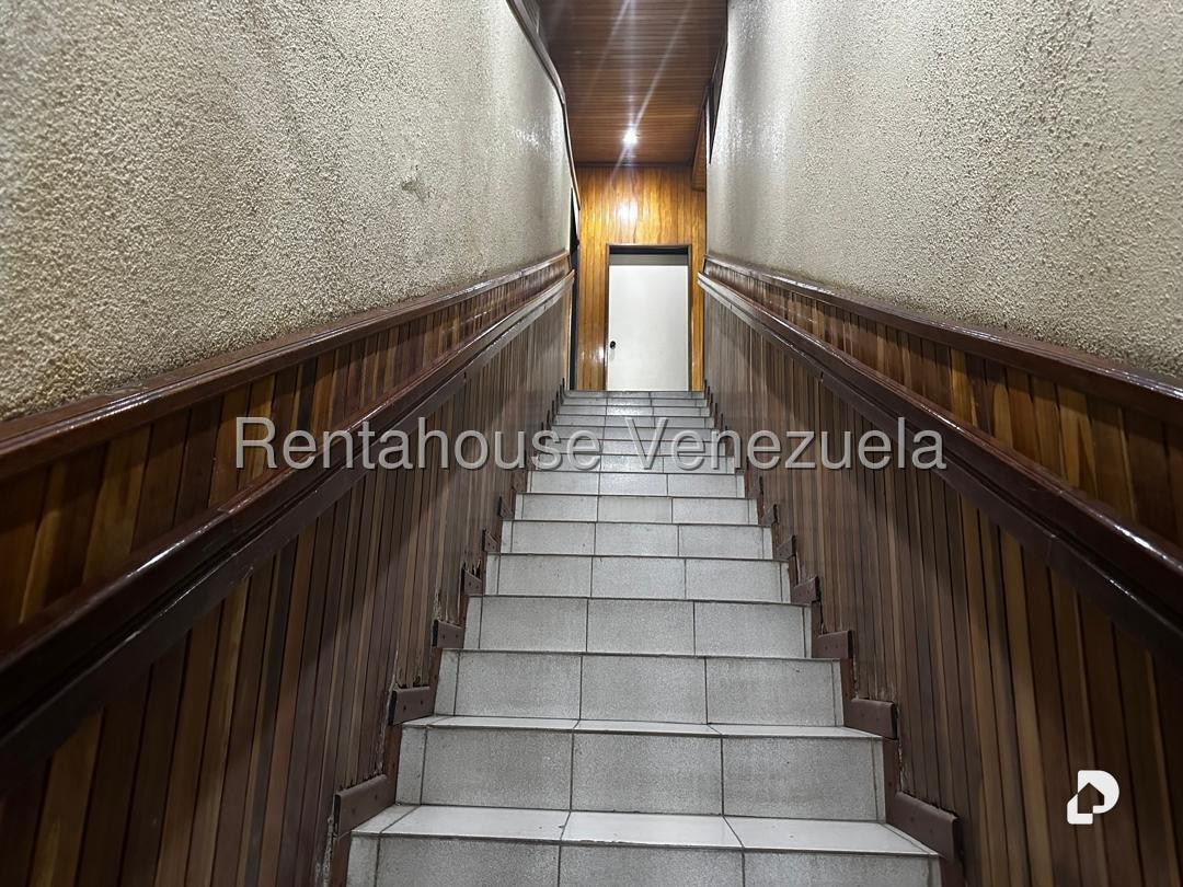 Local comercial en El Marqués, Caracas – 3