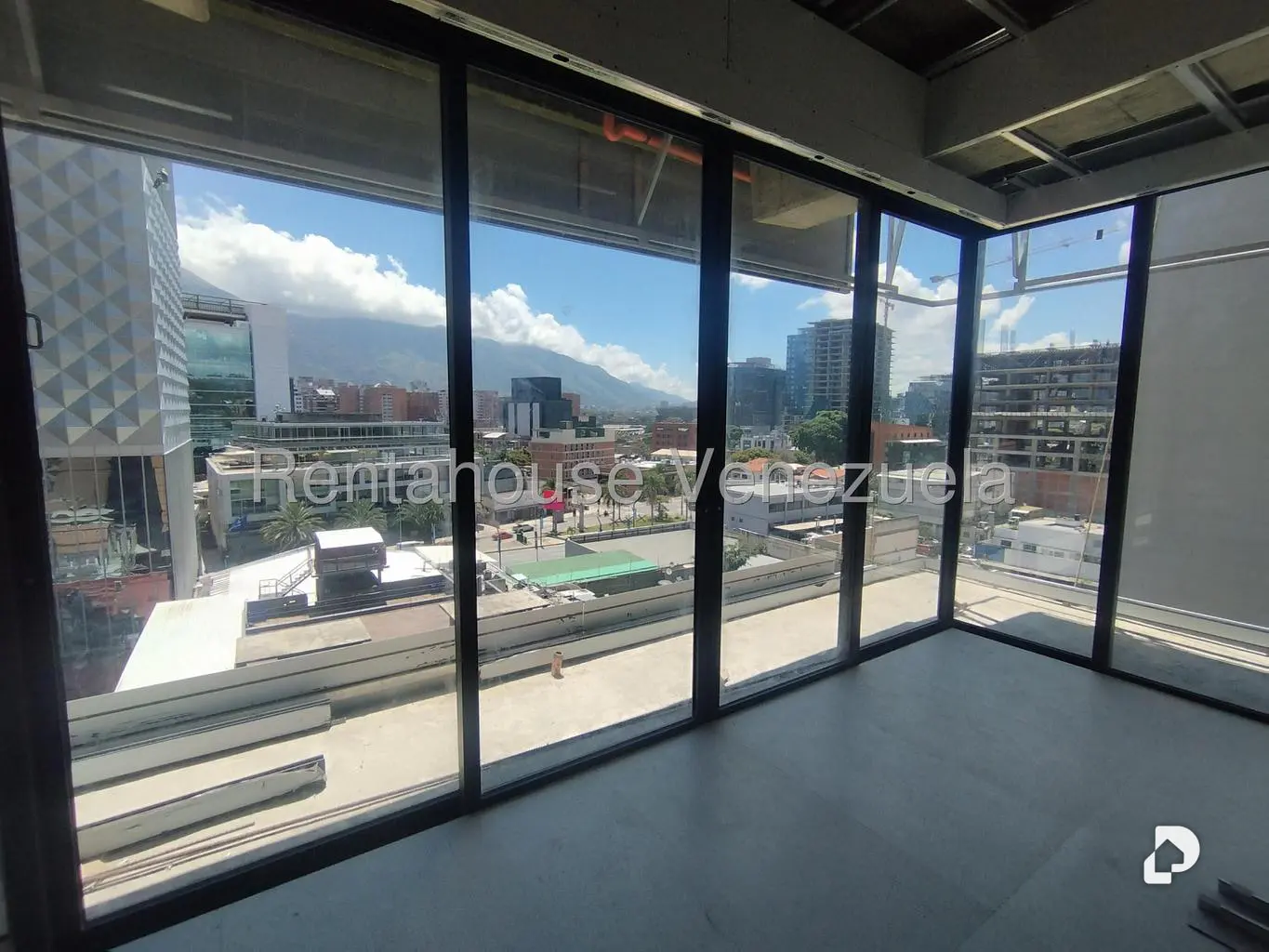 Apartamento en Las Mercedes, Caracas – 6