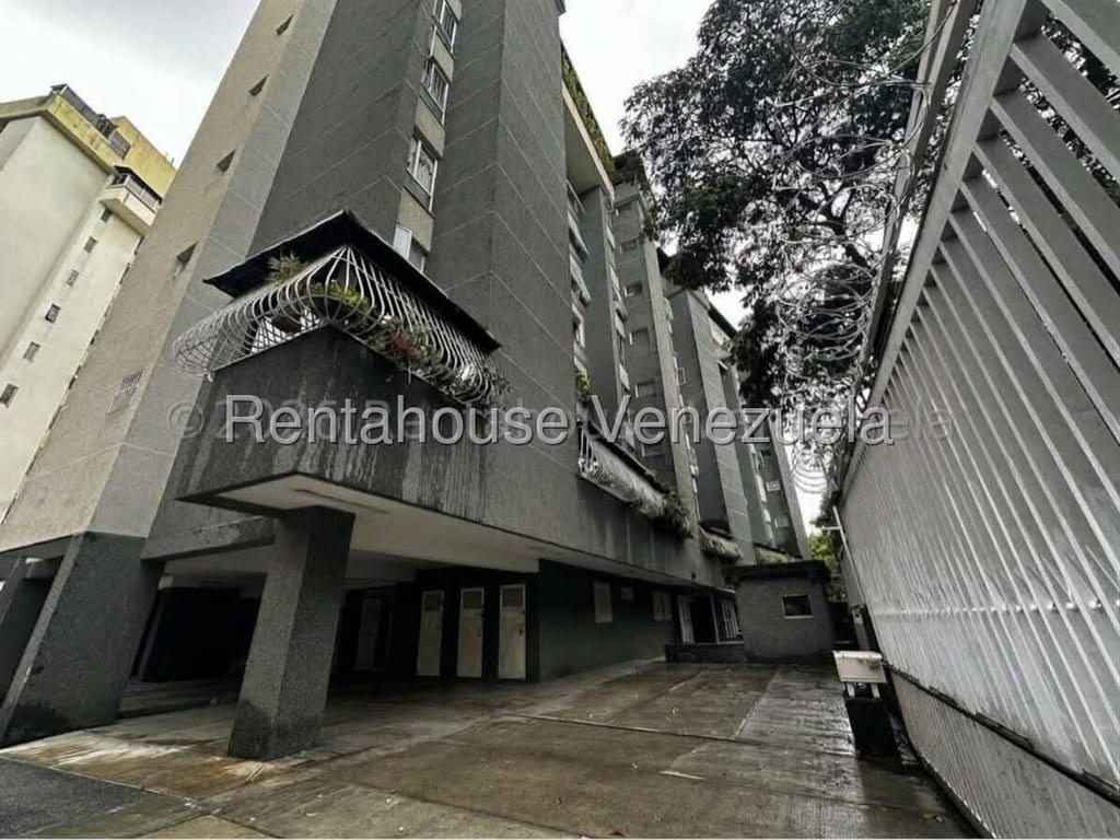 Apartment in La Urbina, Caracas - 1