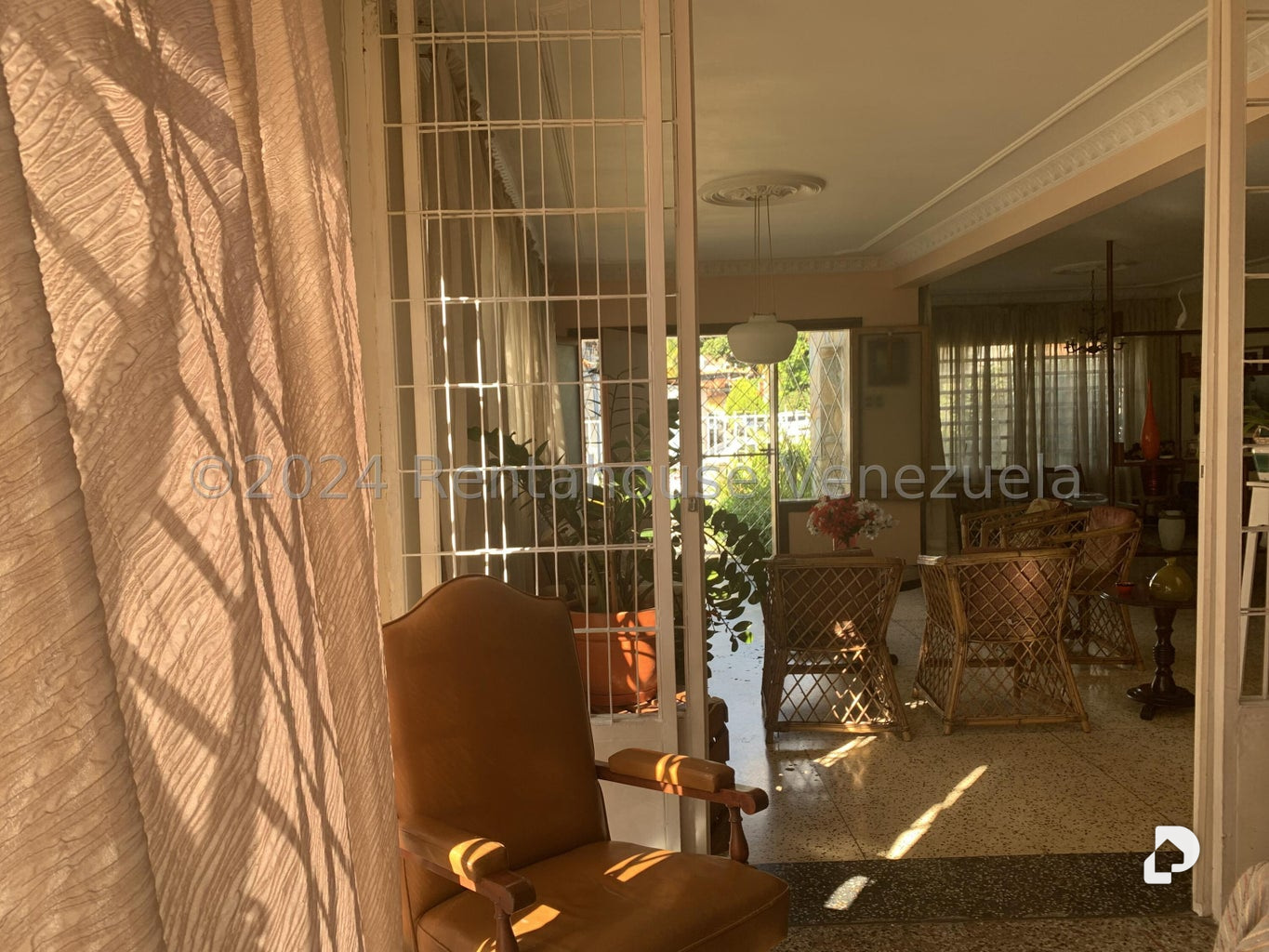 Casa en Campo Claro, Caracas – 29