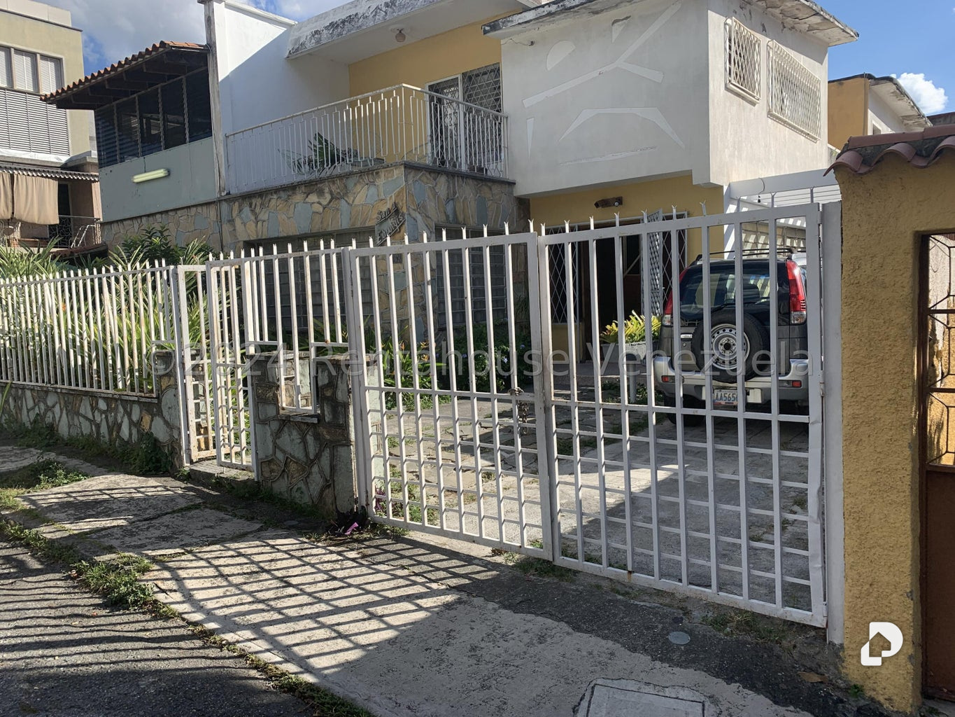 Casa en Campo Claro, Caracas – 2