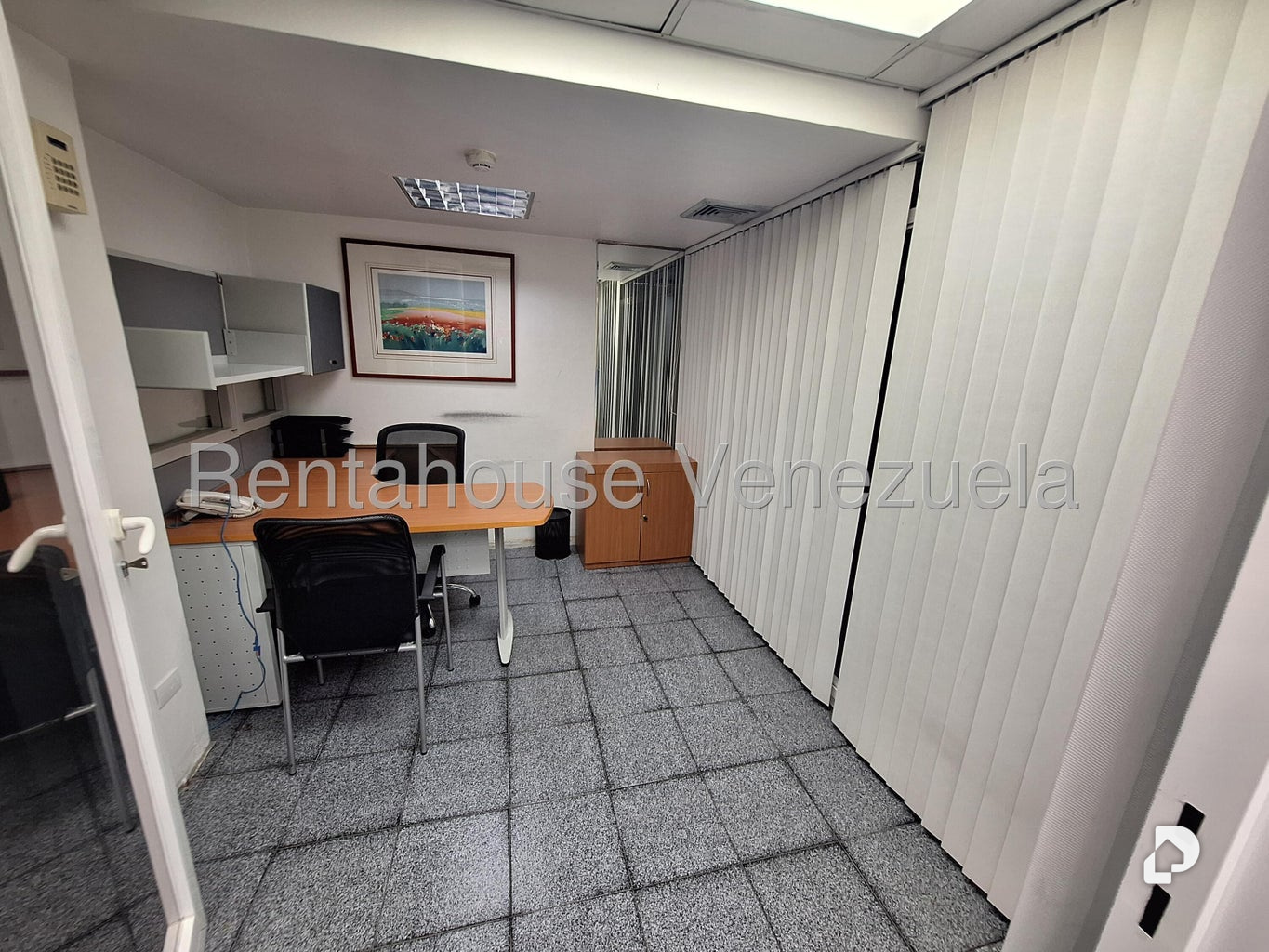 Local comercial en Los Dos Caminos, Caracas – 5