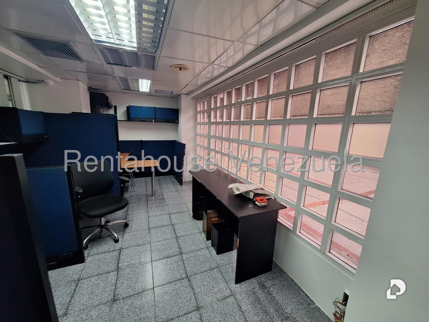Local comercial en Los Dos Caminos, Caracas – 8