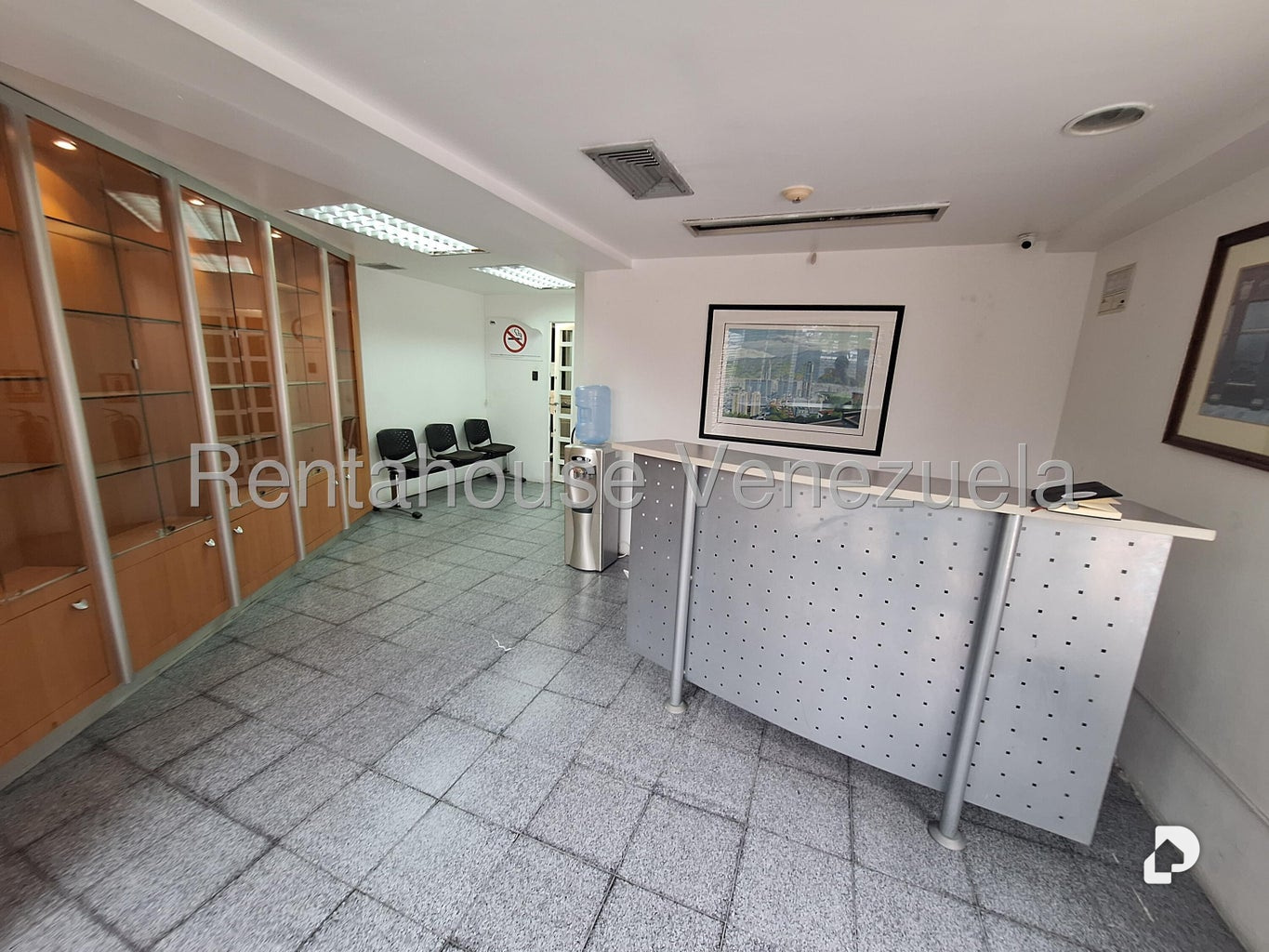 Local comercial en Los Dos Caminos, Caracas – 3