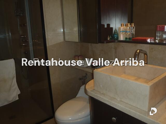 Apartamento en Lomas de Prados del Este, Caracas – 15