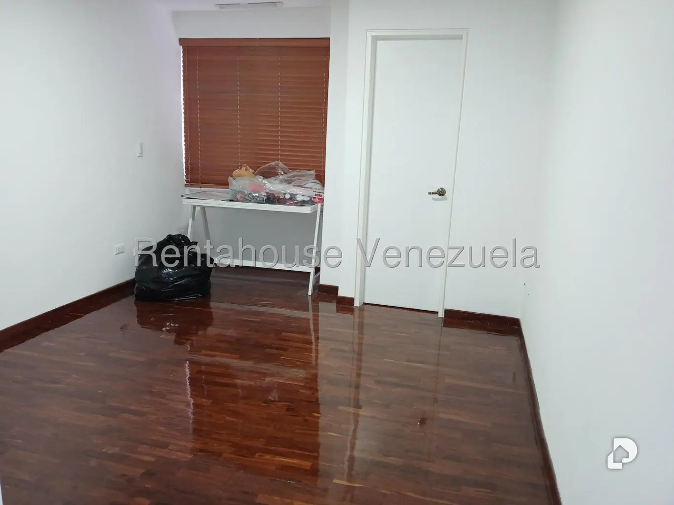 Apartamento en Colinas de Valle Arriba, Caracas – 24