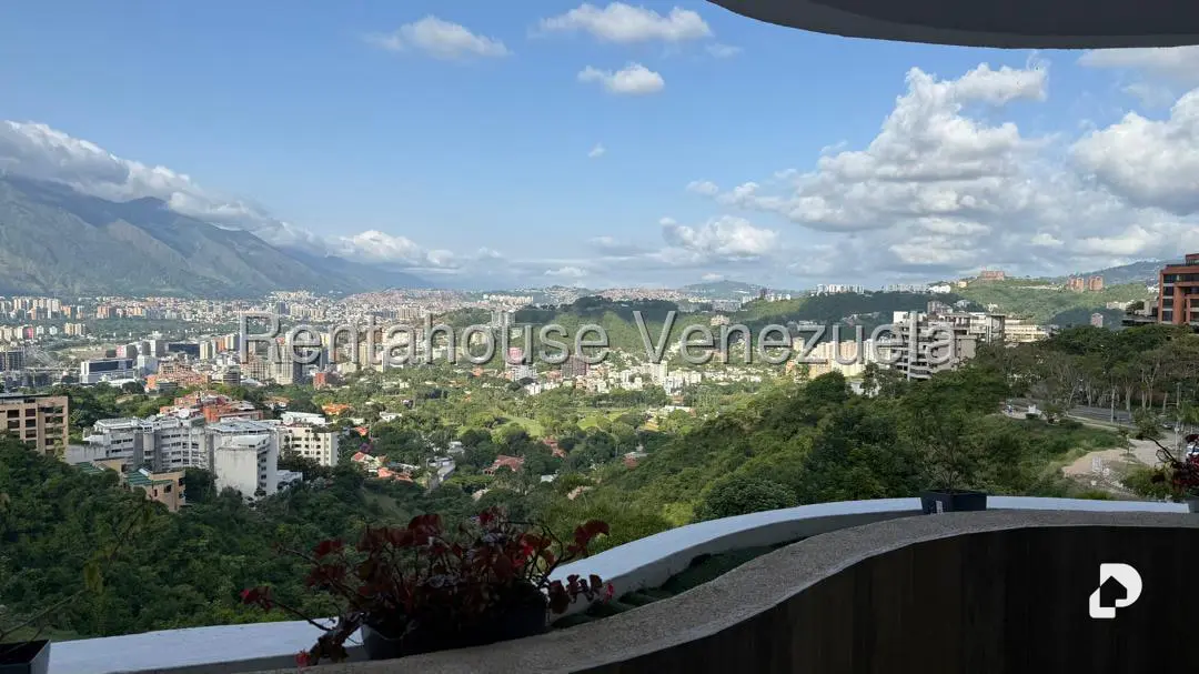 Apartamento en Colinas de Valle Arriba, Caracas – 1