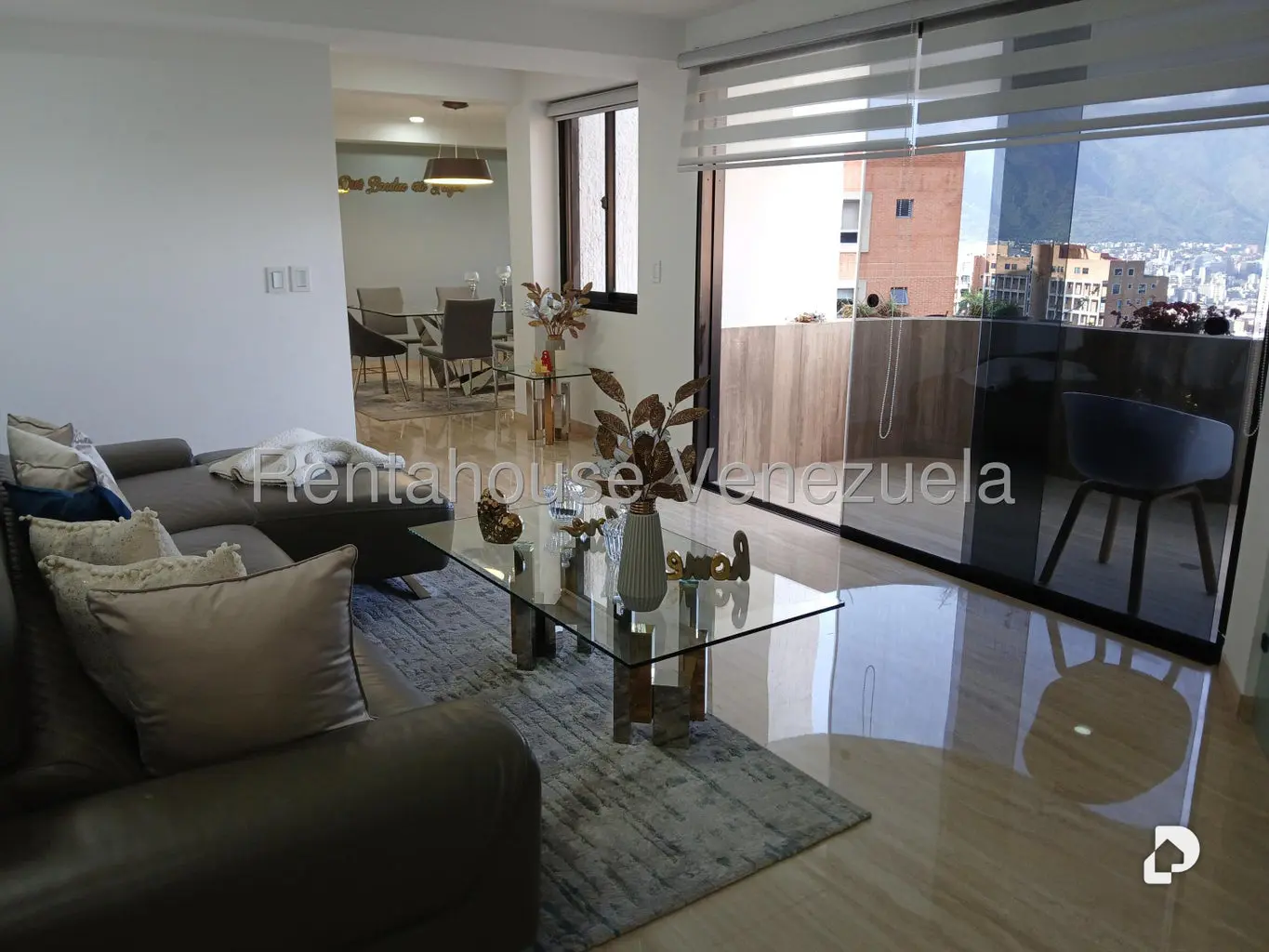 Apartamento en Colinas de Valle Arriba, Caracas – 3