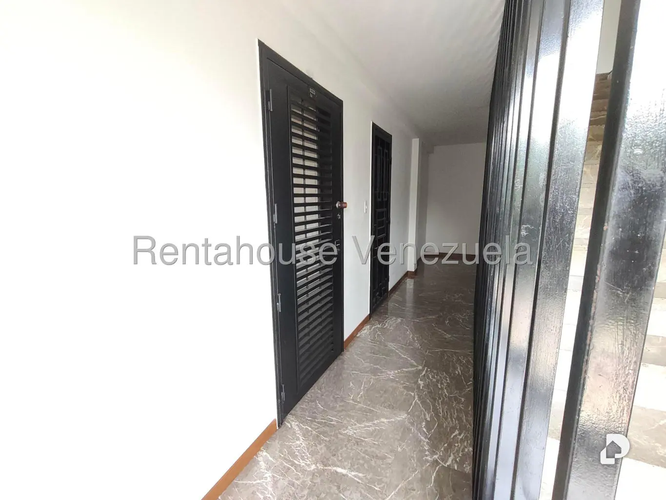 Apartment in Colinas de Bello Monte, Caracas – 4