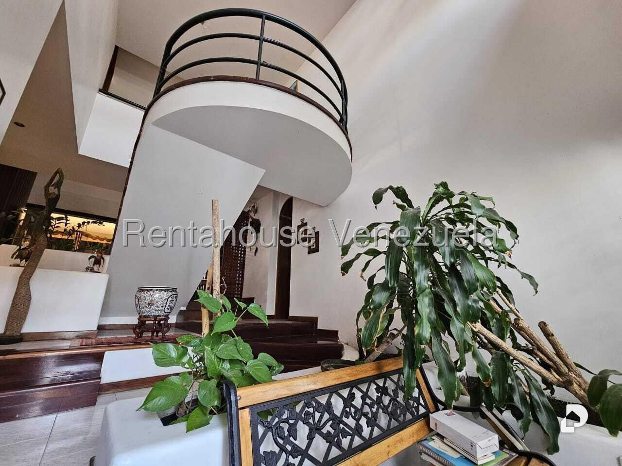 Casa en Alto Prado, Caracas – 8
