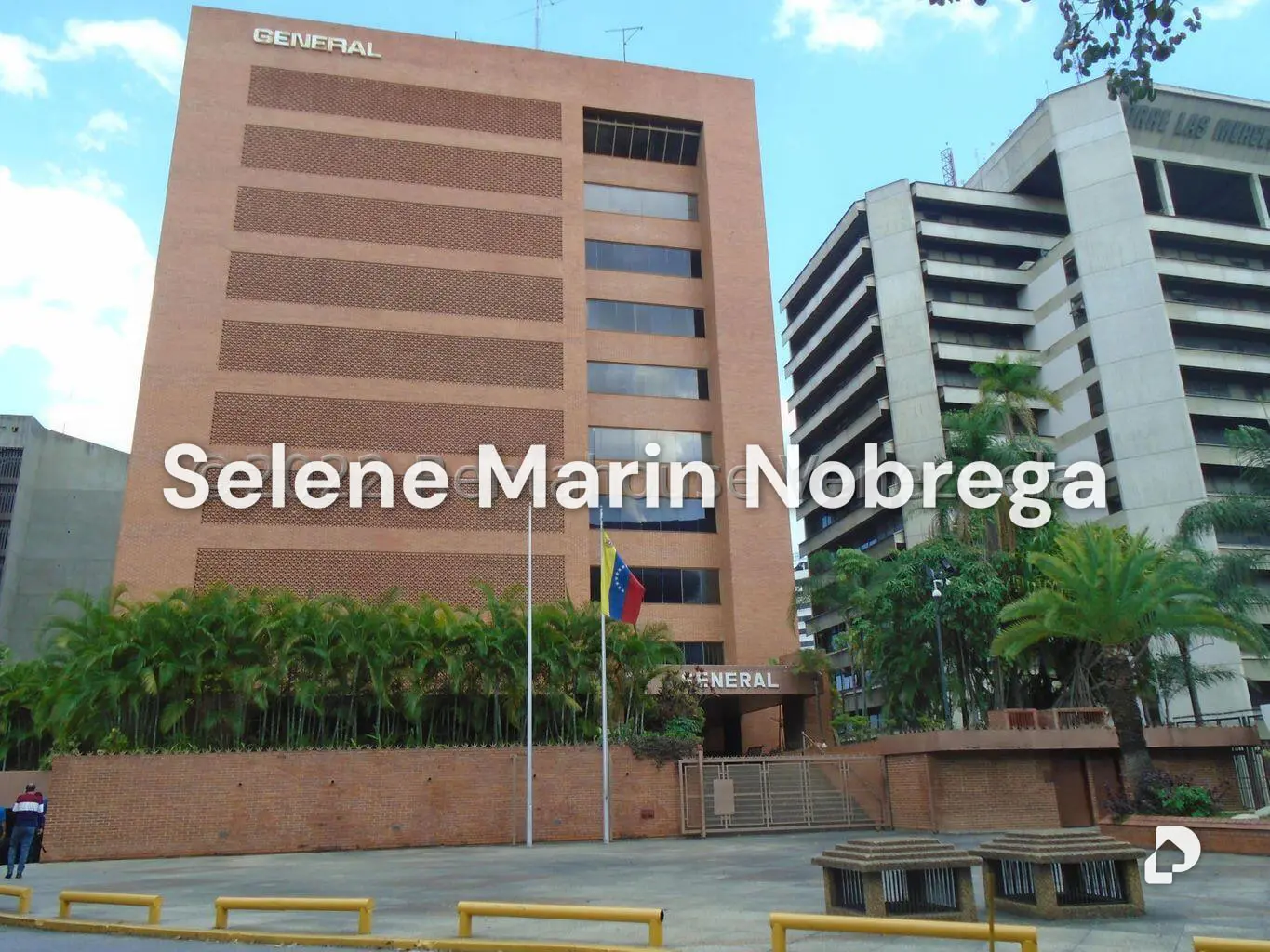 Oficina en Chuao, Caracas – 1