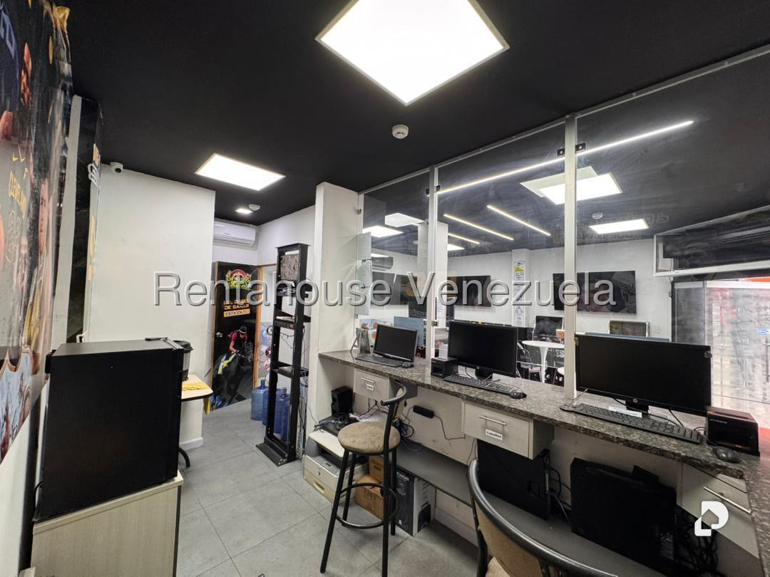 Local comercial en Boleíta Norte, Caracas – 10